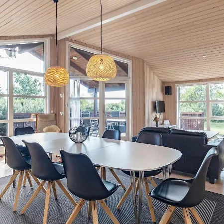8 Person Holiday In Fjerritslev