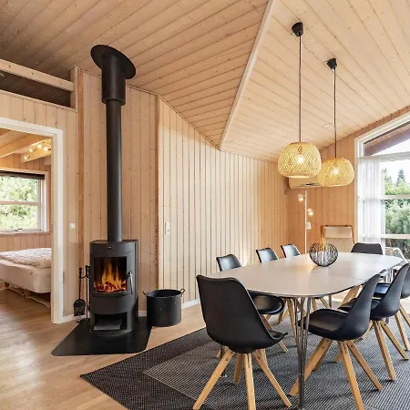 8 Person Holiday In