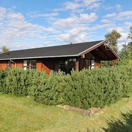 Дом отдыха 8 Person Holiday In